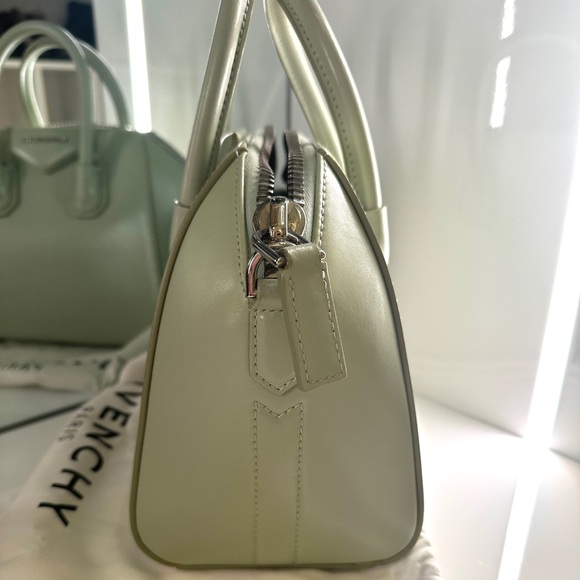 Givenchy Antigona Glazed Leather Mini Bag - Picture 5 of 10